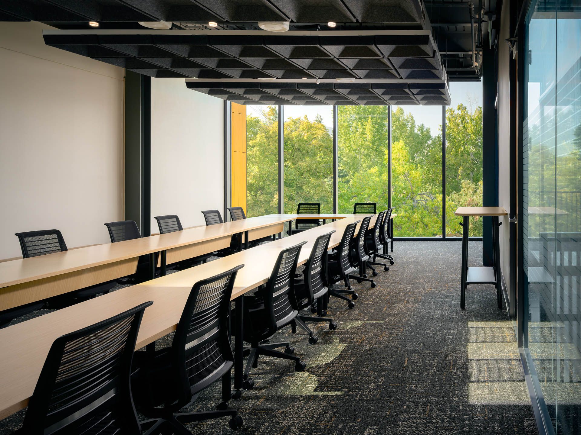 Interior 3rd Floor Board Room - Colorado School of Mines Beck Venture Center - Diggles Photography