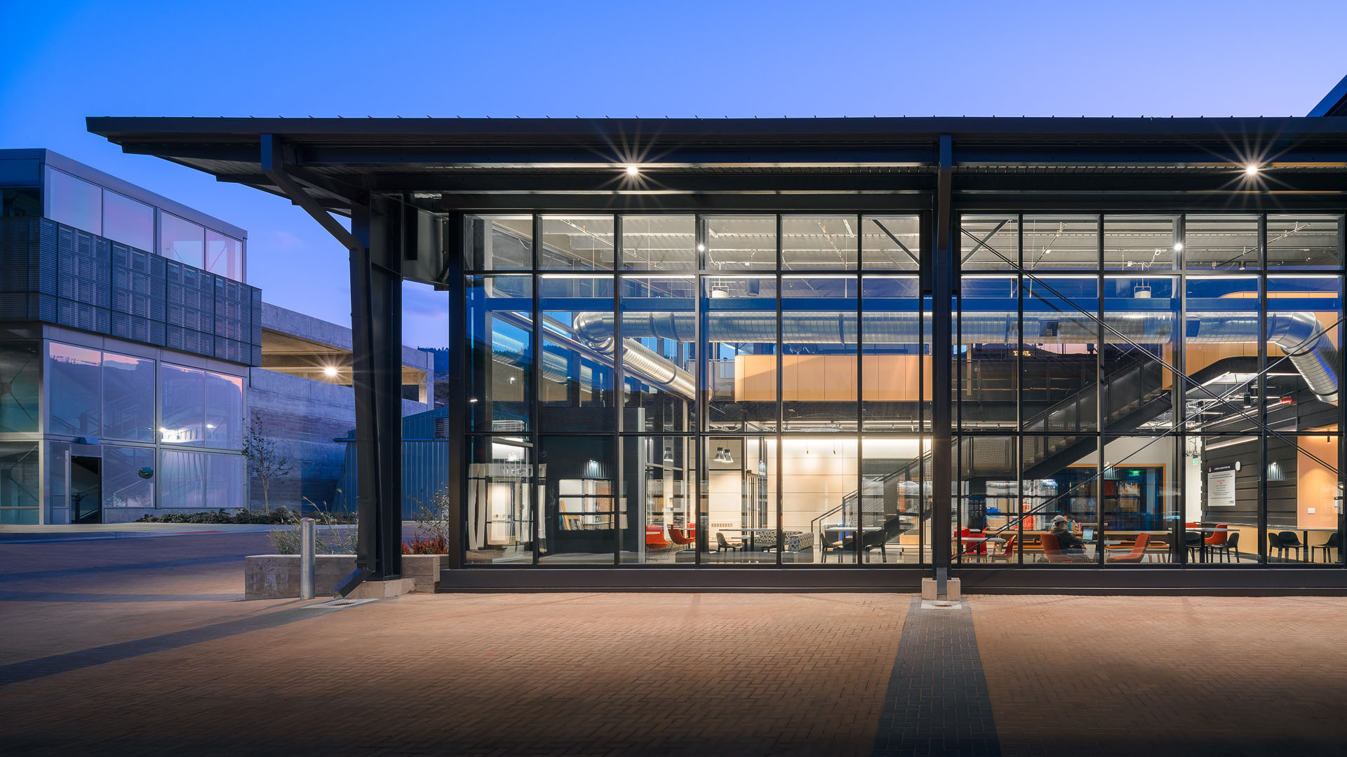 Exterior Innovation Hub Dusk - Colorado School of Mines Labriola Innovation Hub - Diggles Photography