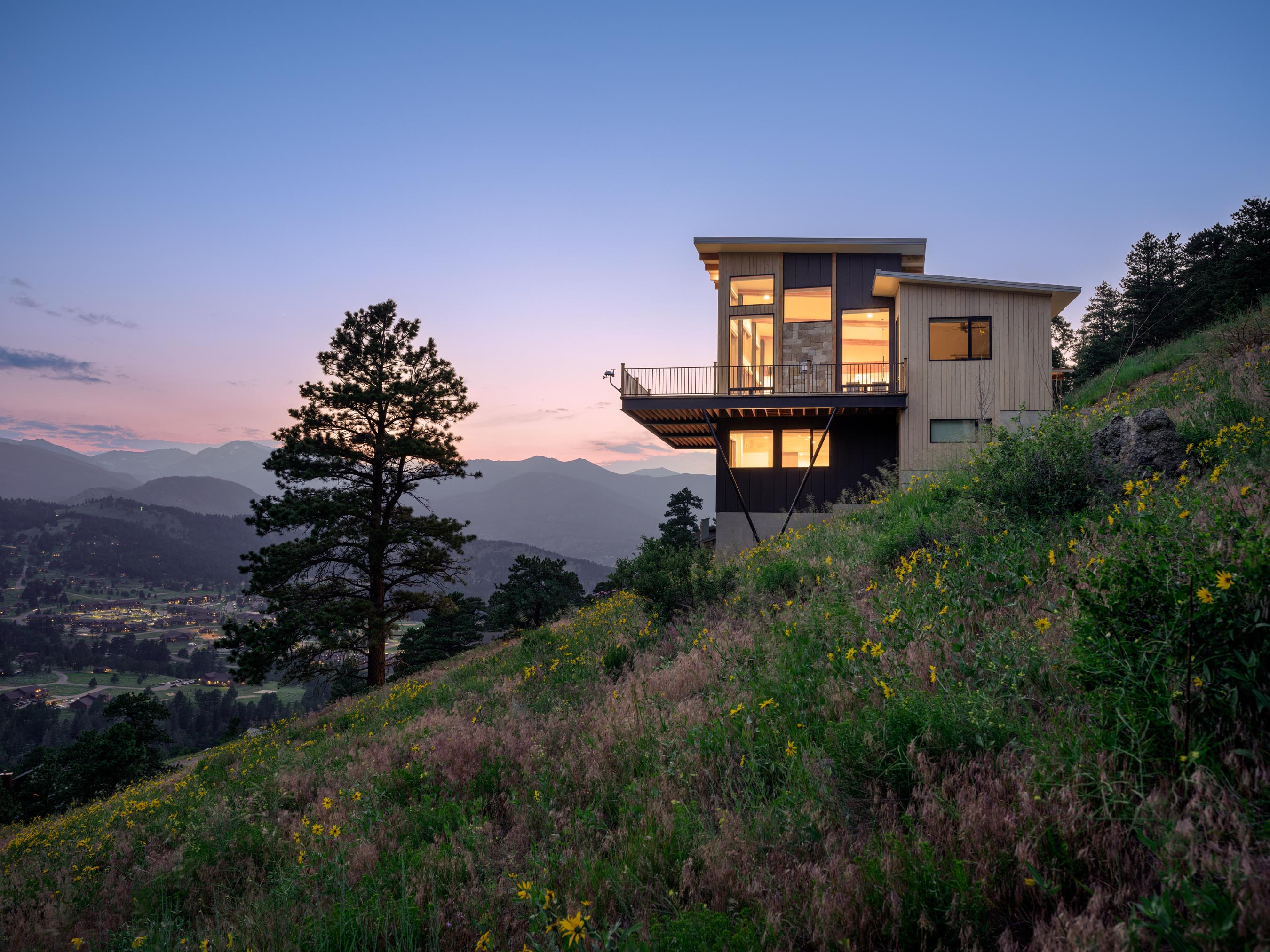 Residential Architecture Photography of a Mountain Modern Home in Estes Park